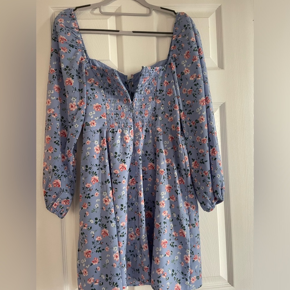 Never worn Abercrombie Dress Size L